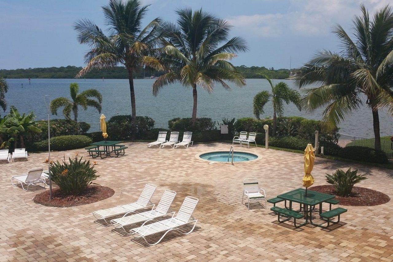 Boca Ciega Resort By Travel Resort Services 세인트피터즈버그 외부 사진